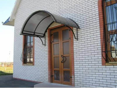 Козырьки над крыльцом