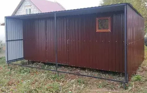 Хозблок с навесом